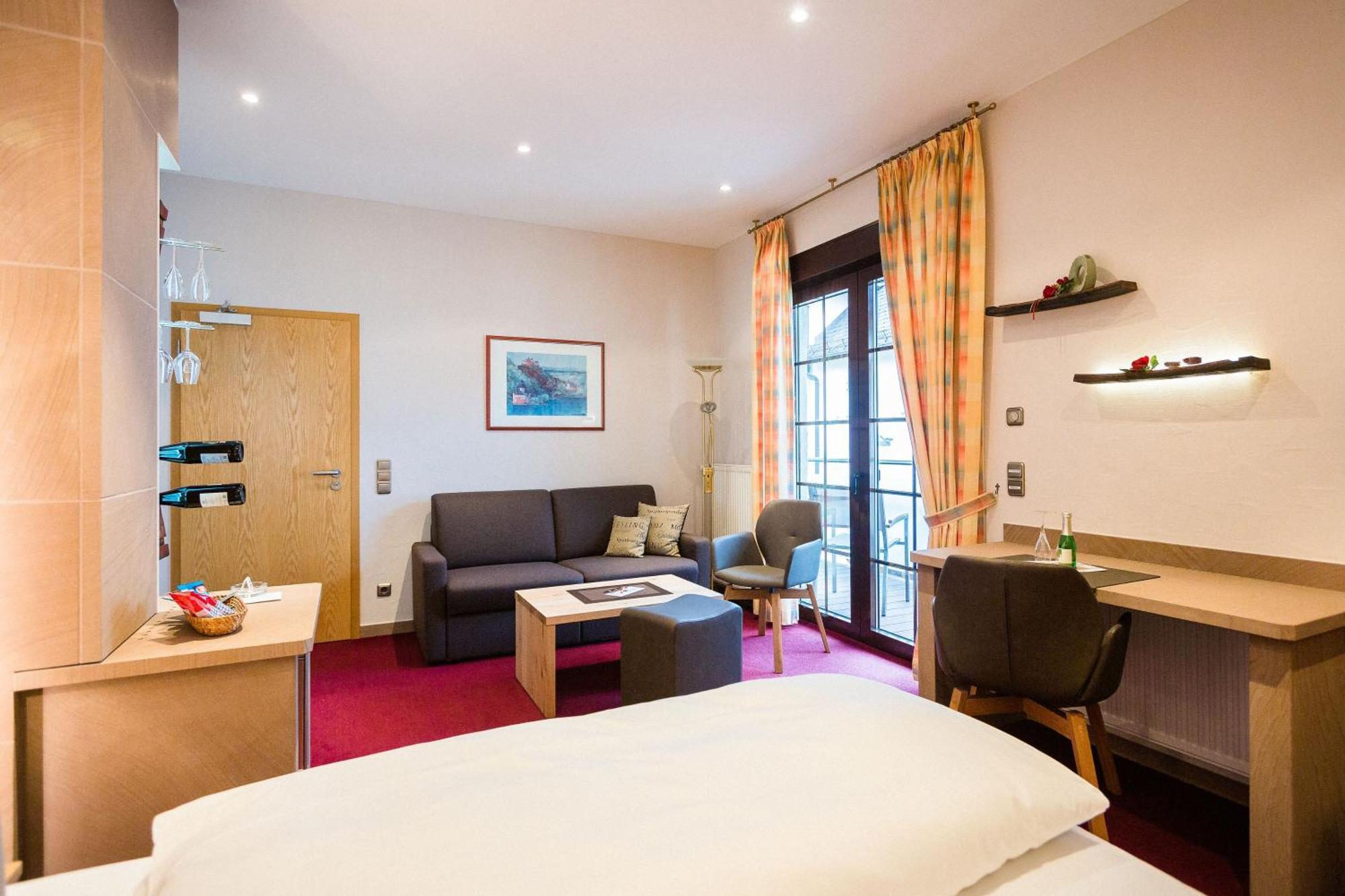 Weinhotel Offenstein Erben Eltville am Rhein ภายนอก รูปภาพ